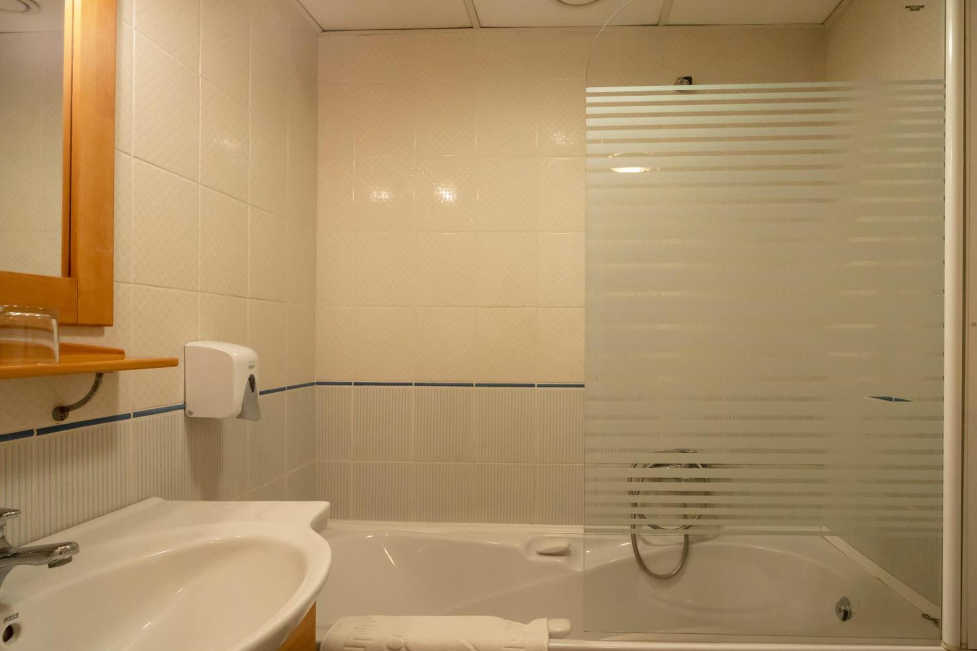 Korona Hotel Nyíregyháza Extérieur photo