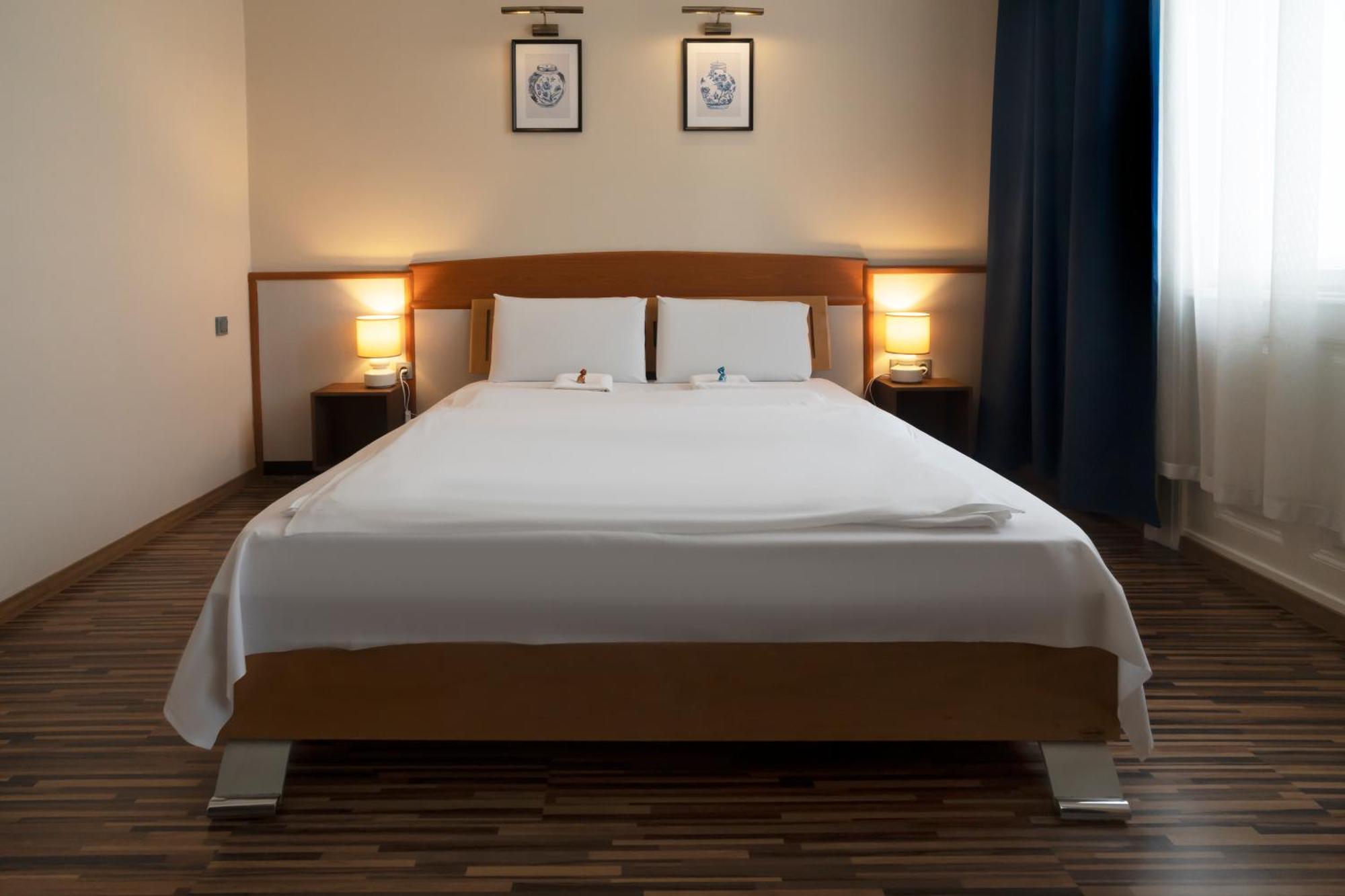 Korona Hotel Nyíregyháza Extérieur photo
