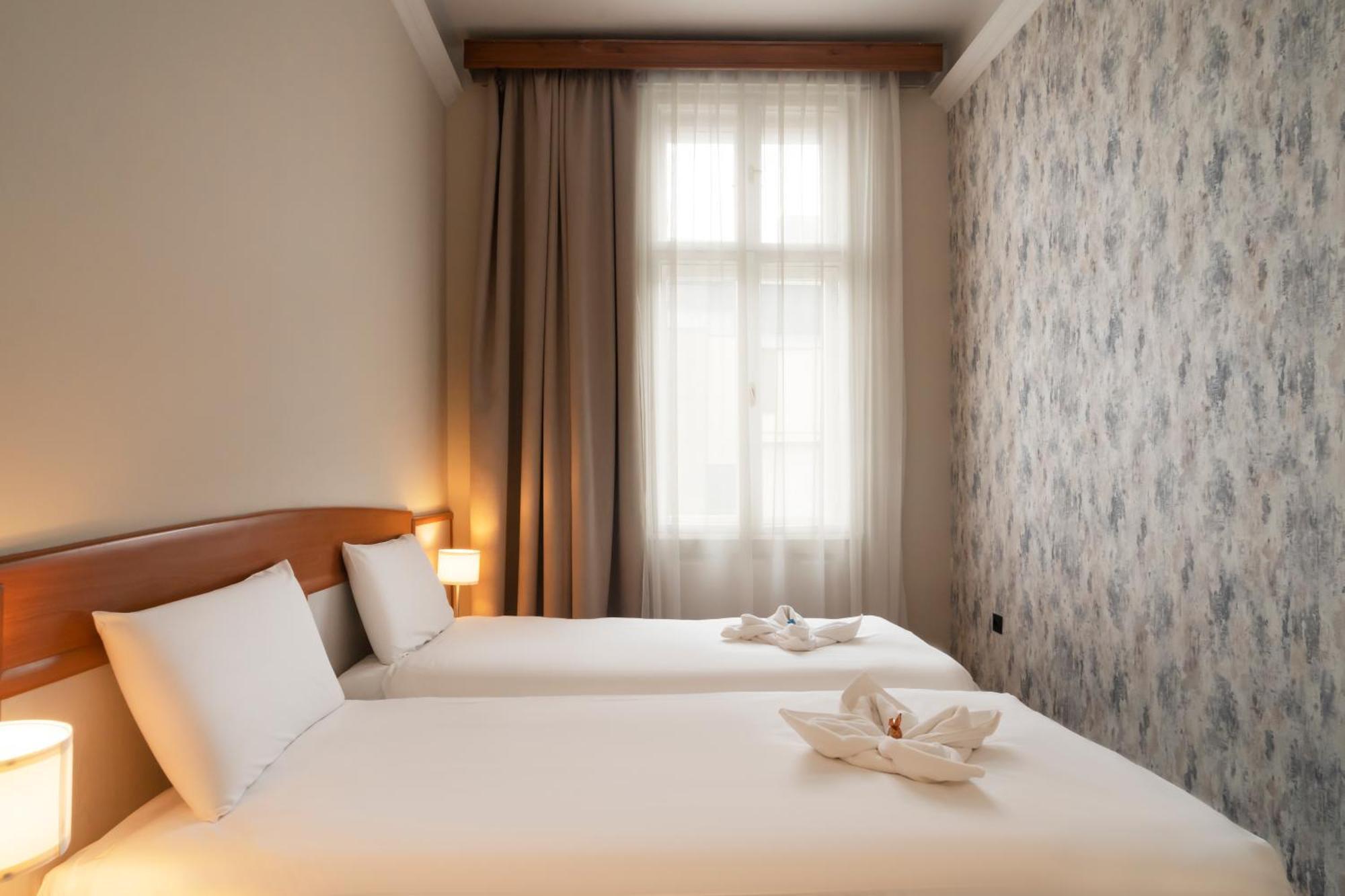 Korona Hotel Nyíregyháza Extérieur photo