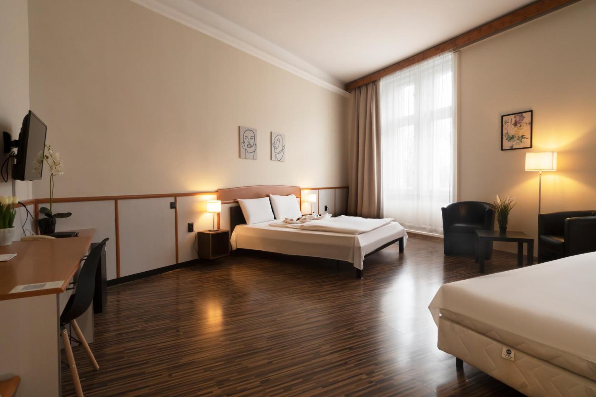 Korona Hotel Nyíregyháza Extérieur photo