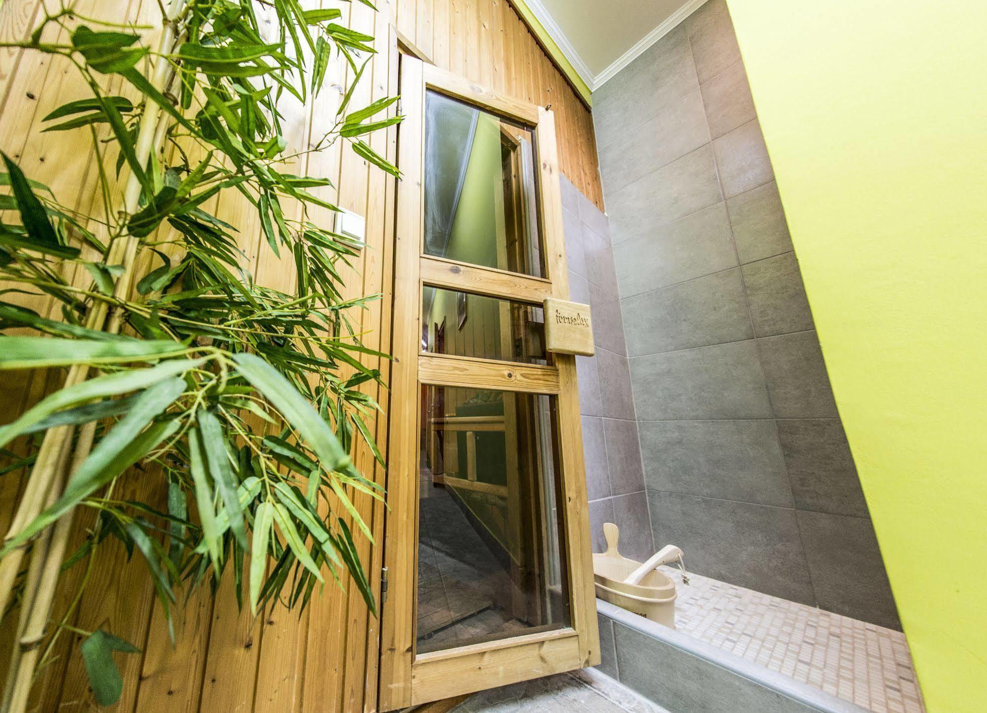 Korona Hotel Nyíregyháza Extérieur photo
