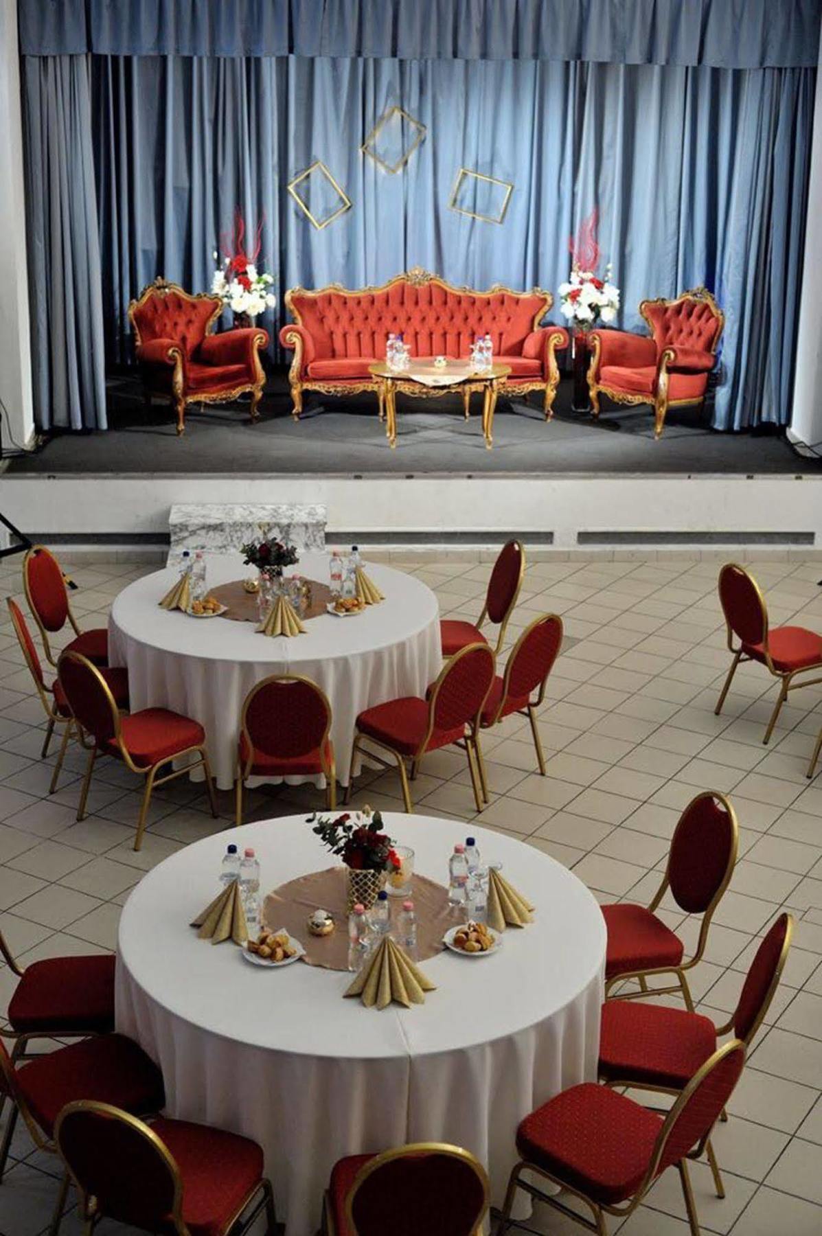 Korona Hotel Nyíregyháza Extérieur photo